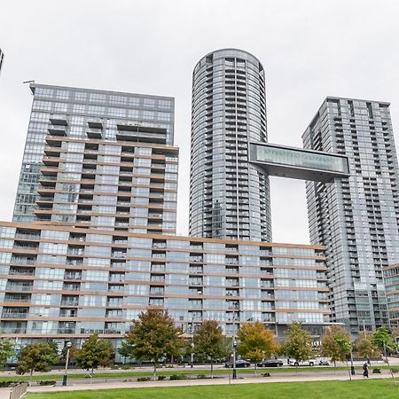 Globalstay Elegant Downtown Apartments Торонто Екстер'єр фото