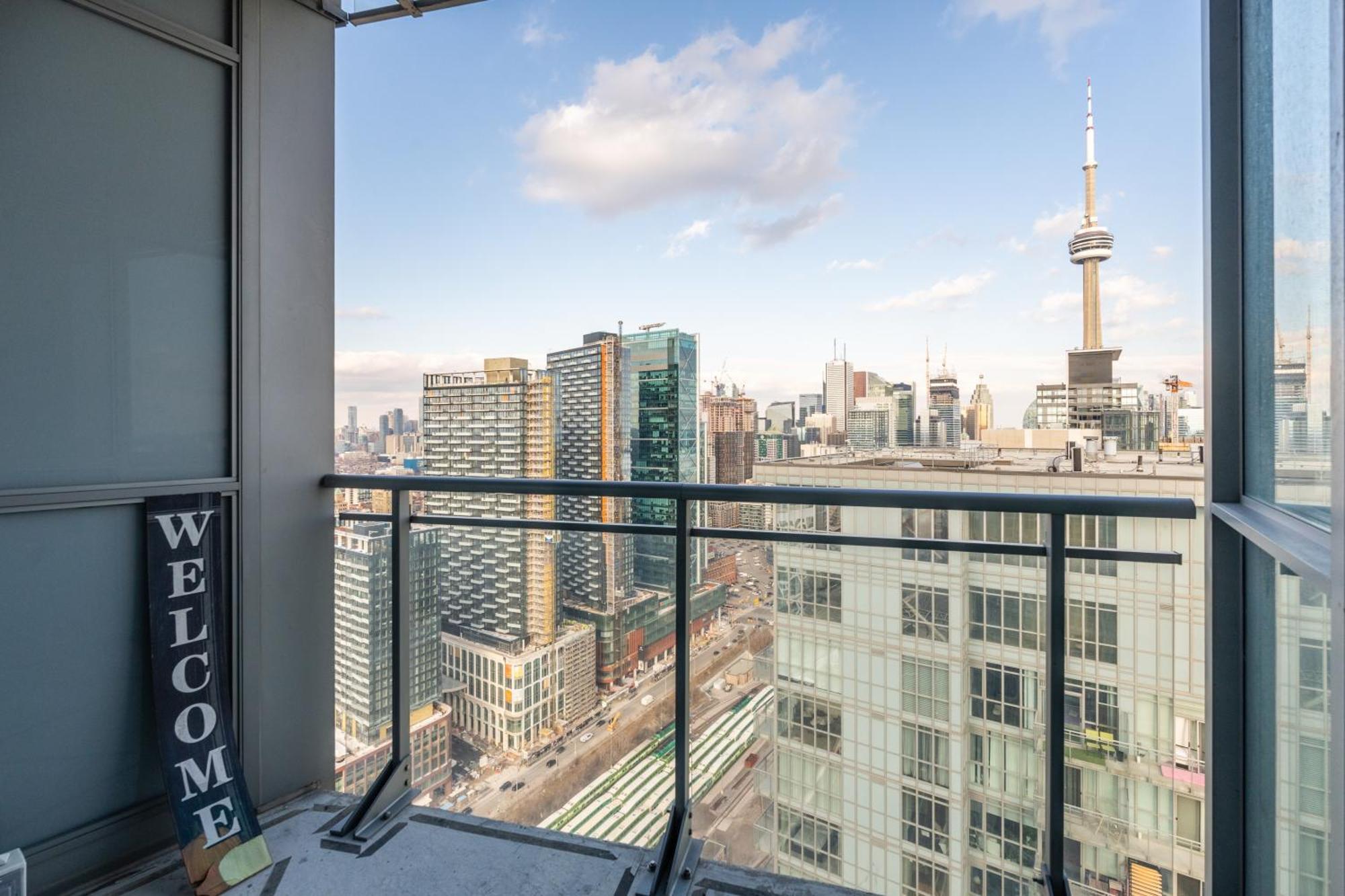 Globalstay Elegant Downtown Apartments Торонто Екстер'єр фото