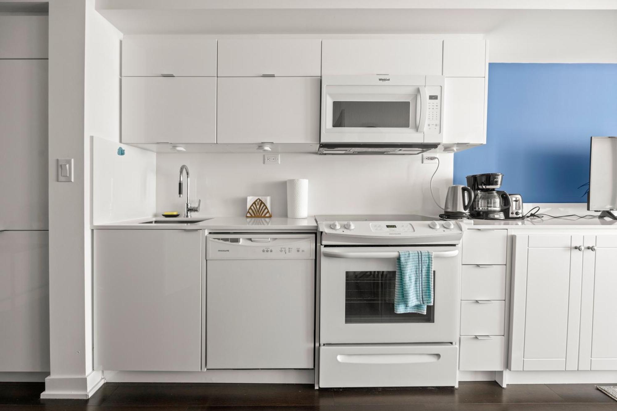 Globalstay Elegant Downtown Apartments Торонто Екстер'єр фото