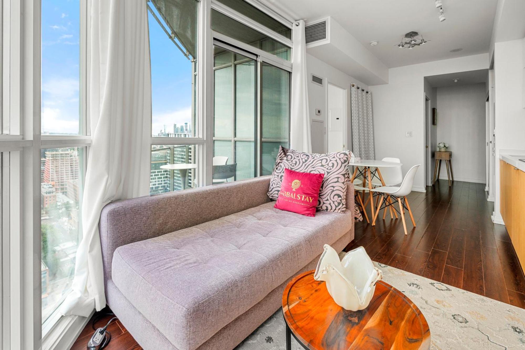 Globalstay Elegant Downtown Apartments Торонто Екстер'єр фото