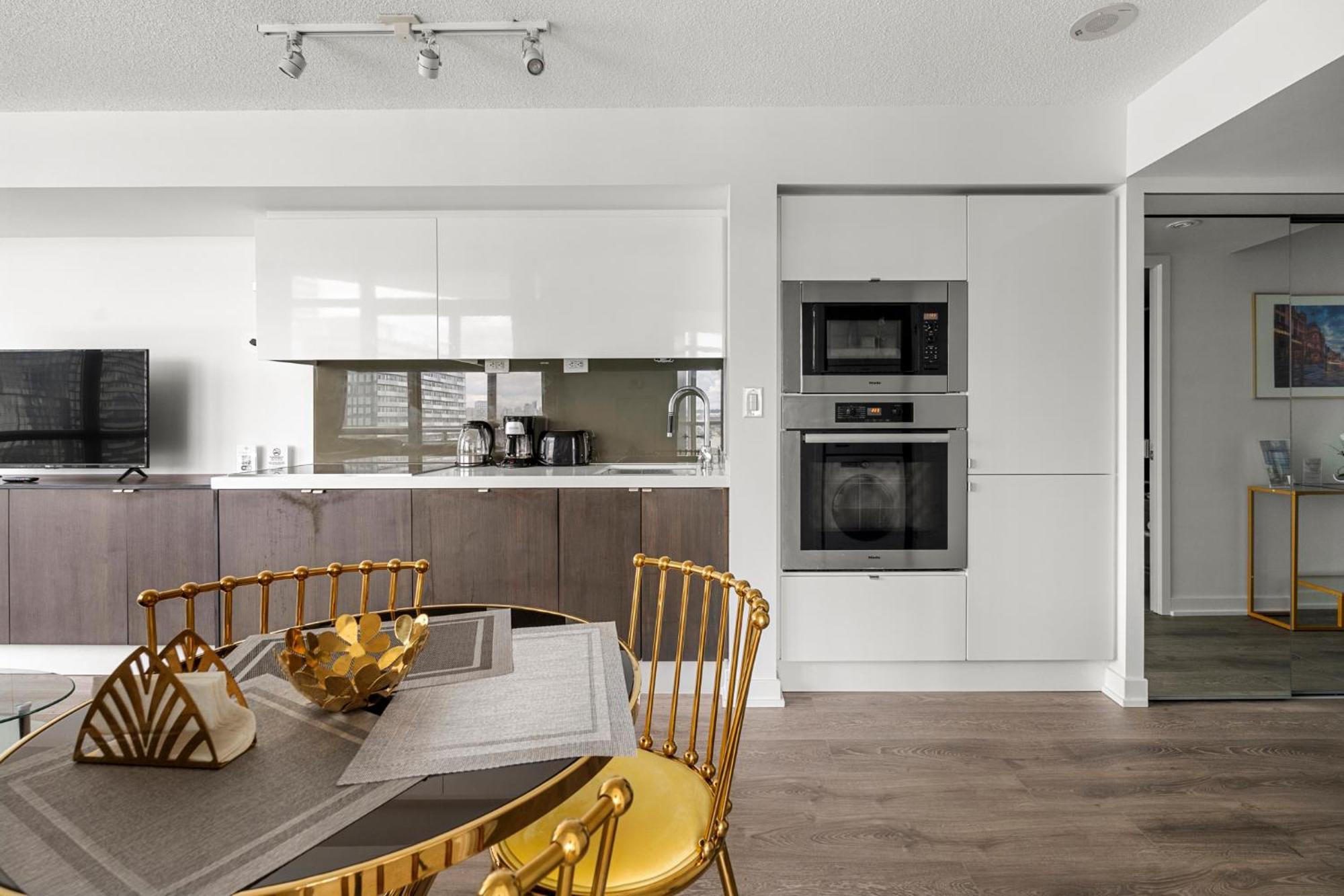 Globalstay Elegant Downtown Apartments Торонто Екстер'єр фото